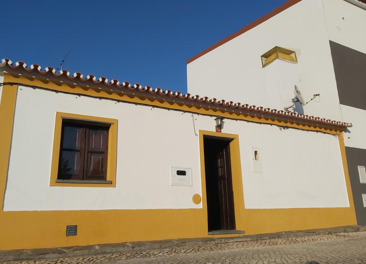 Villa Casa Da Avo Velhinha à Telheiro Extérieur photo