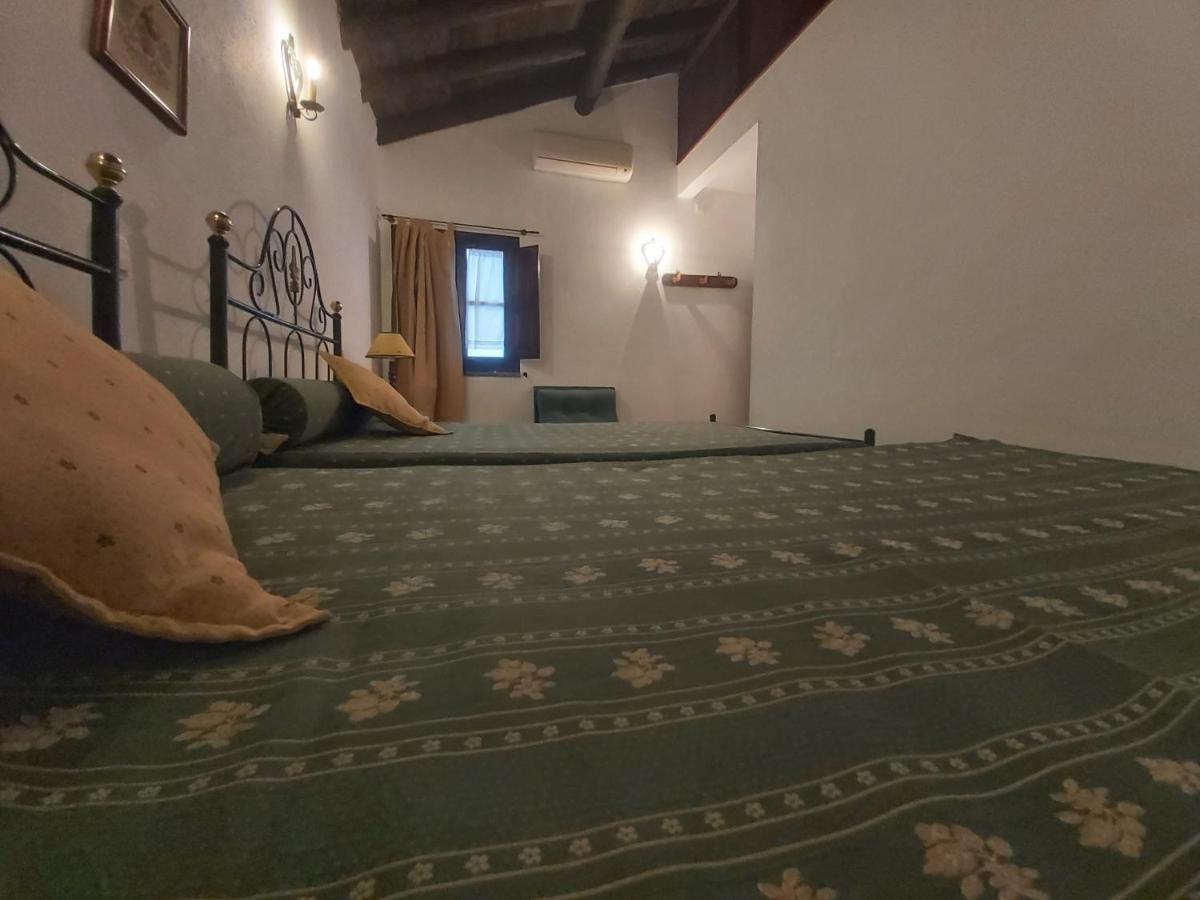 Villa Casa Da Avo Velhinha à Telheiro Extérieur photo